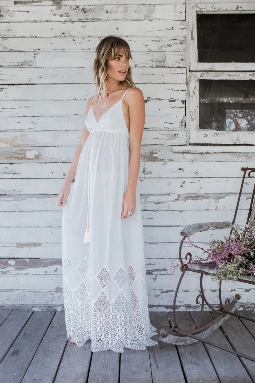 Featherstone Lace Maxi White