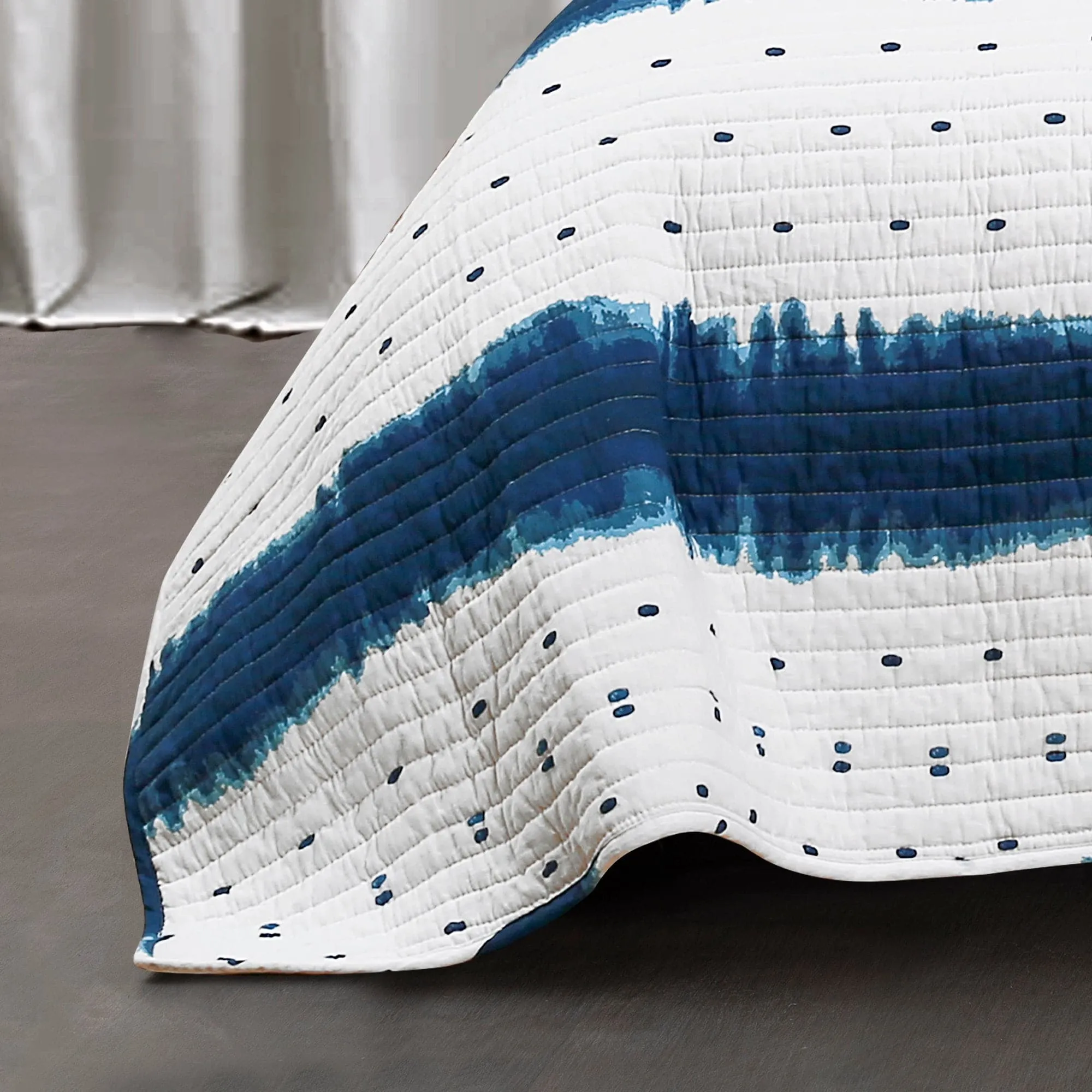 Jane Shibori 3 Piece Quilt Set