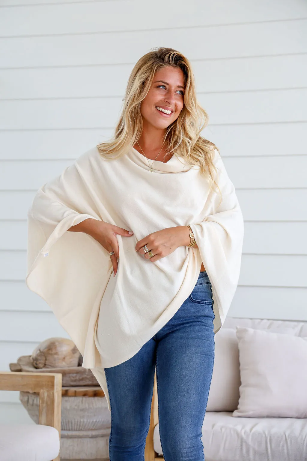 Vida Poncho Beige